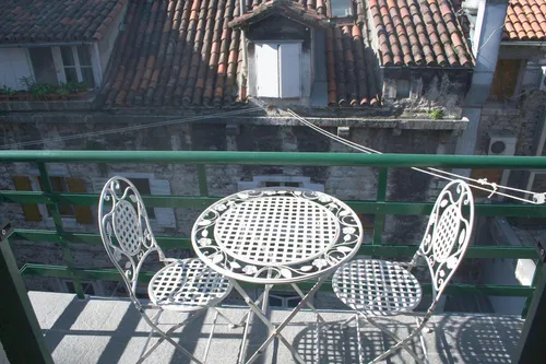 Premium Triple Room 35 - Photo 8